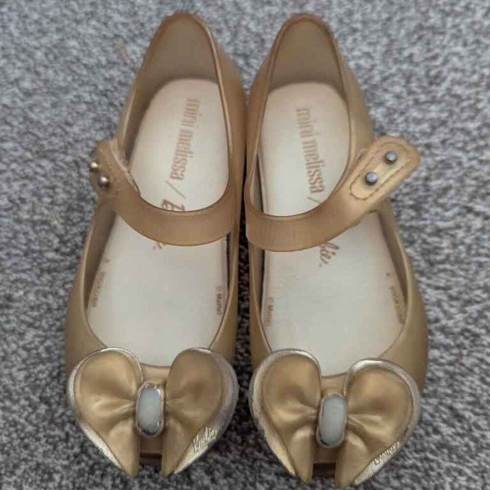 Mini Melissa x Barbie® Kids' Mini Ultragirl Mary Jane Flat Size 9 - Picture 2 of 2